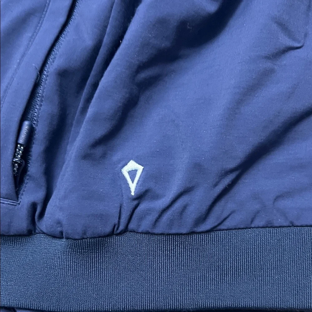 Ivivva Navy Reversable Bomber Jacket Girls sz 4-6